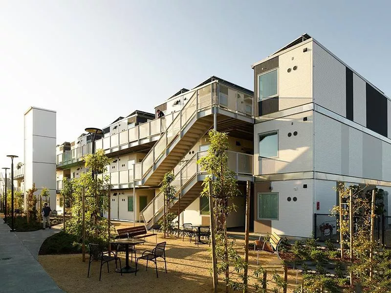 கன்டெய்னர் வீடுகள் ஏன் நவீன வாழ்க்கைக்கு ஒரு ஸ்மார்ட் மூவ்?